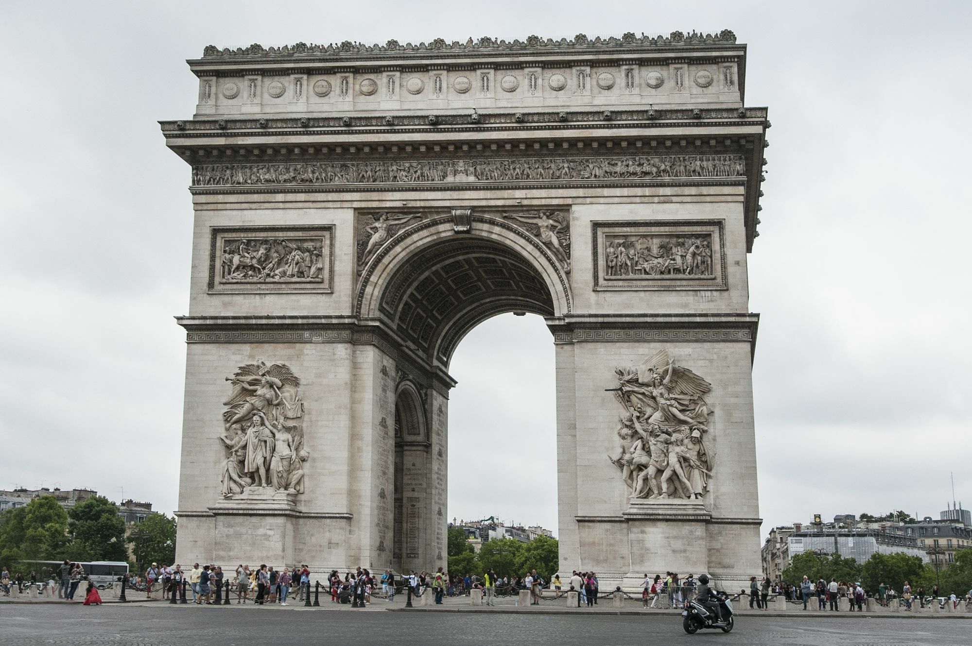 Champs Elysees - Lincoln Appartements Paris Exterior foto